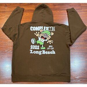 GIRLS DON’T CRY COMPLEXCON 2022 HOODIE SZ 2XL